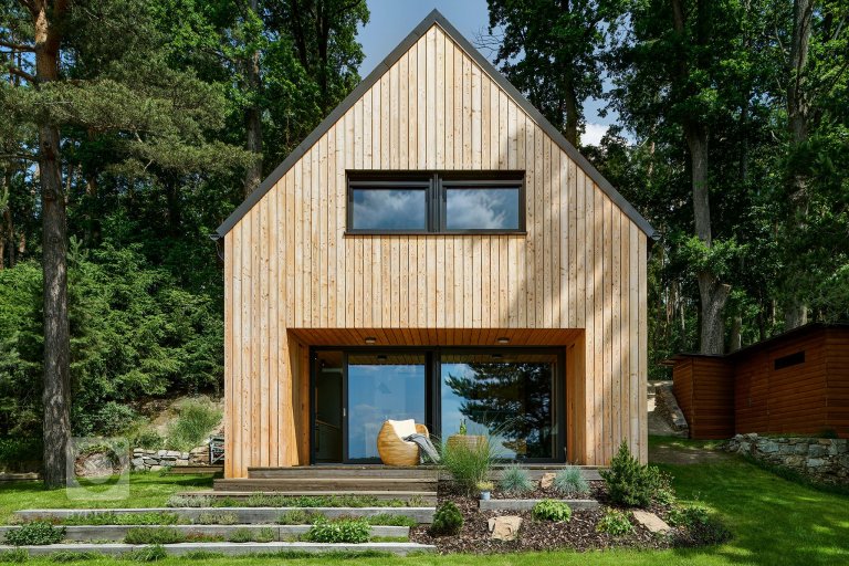 add picture to album