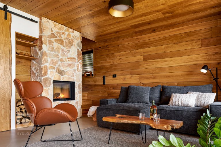 add picture to album