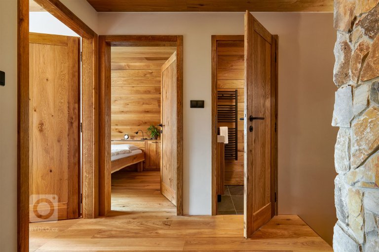 add picture to album