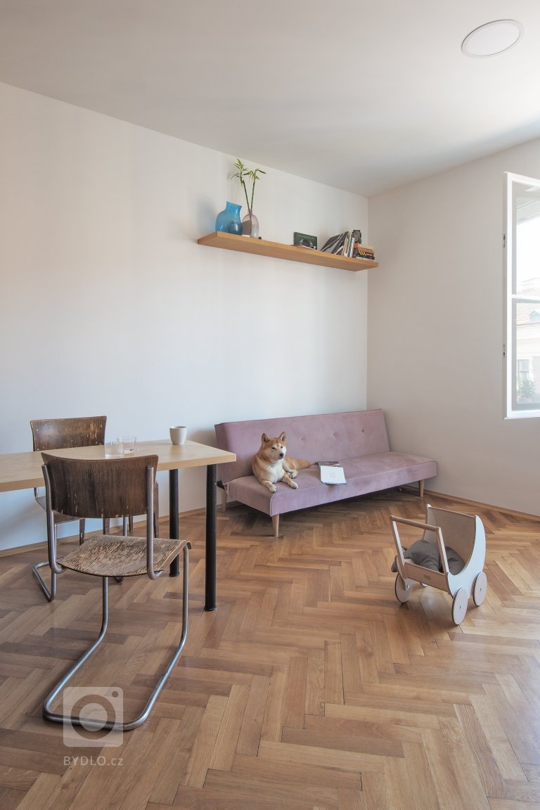 add picture to album