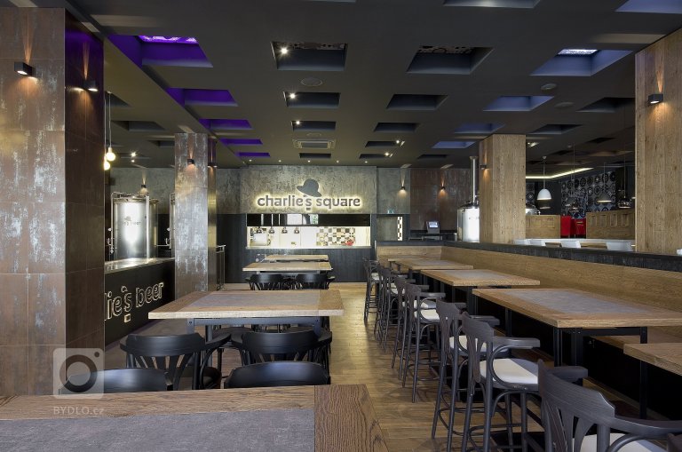 add picture to album