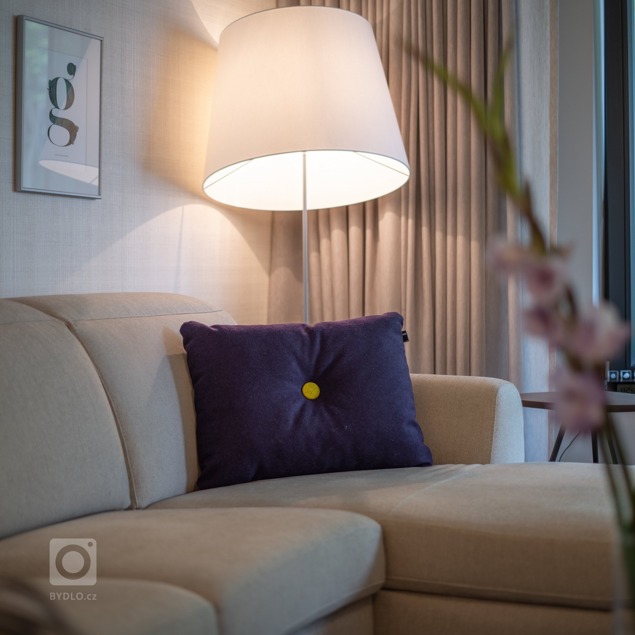 Realizace interiéru bytu o velikosti 3+kk nacházejícího se v nově realizovaném rezidenčním objektu v Praze je vytvořený s ohledem na maximální funkčnost,…