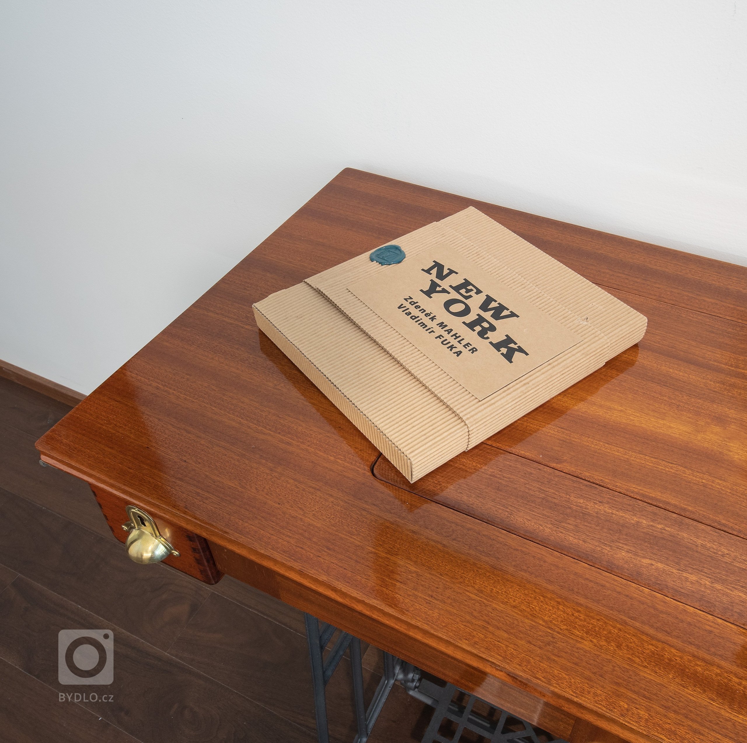 Realizace interiéru bytu o velikosti 3+kk nacházejícího se v nově realizovaném rezidenčním objektu v Praze je vytvořený s ohledem na maximální funkčnost,…