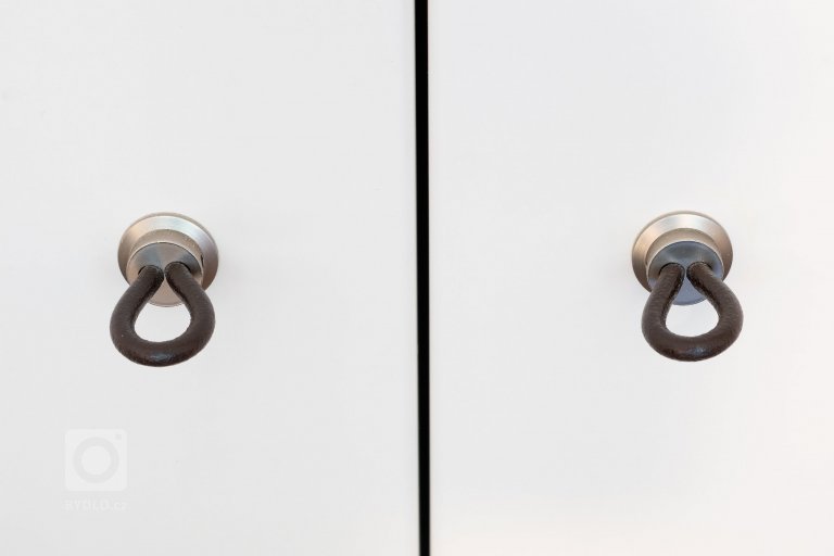 add picture to album