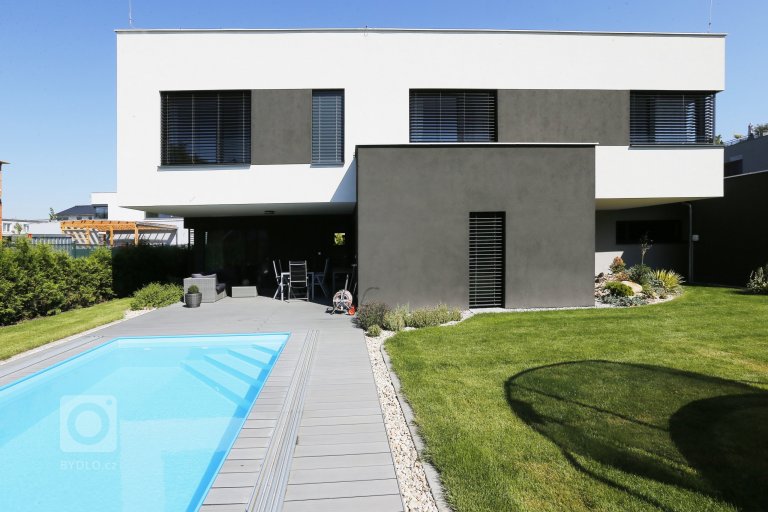 add picture to album