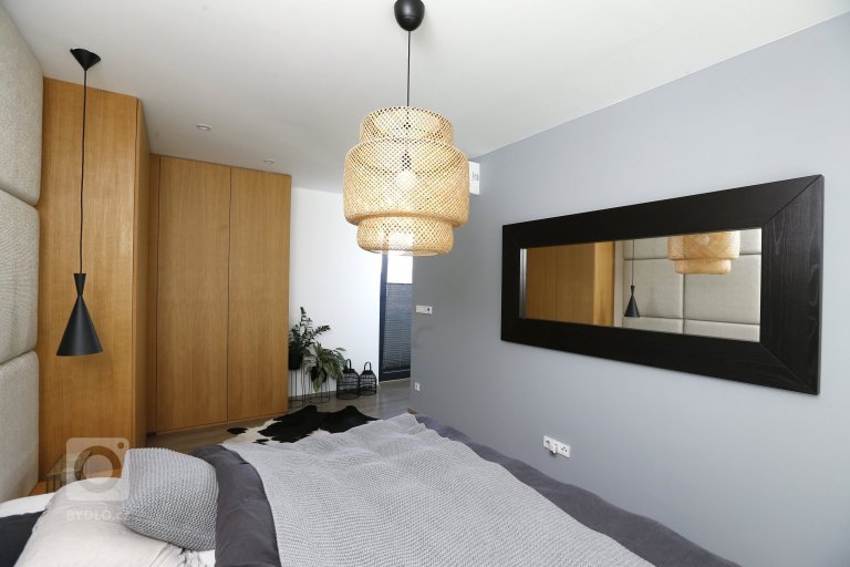 add picture to album