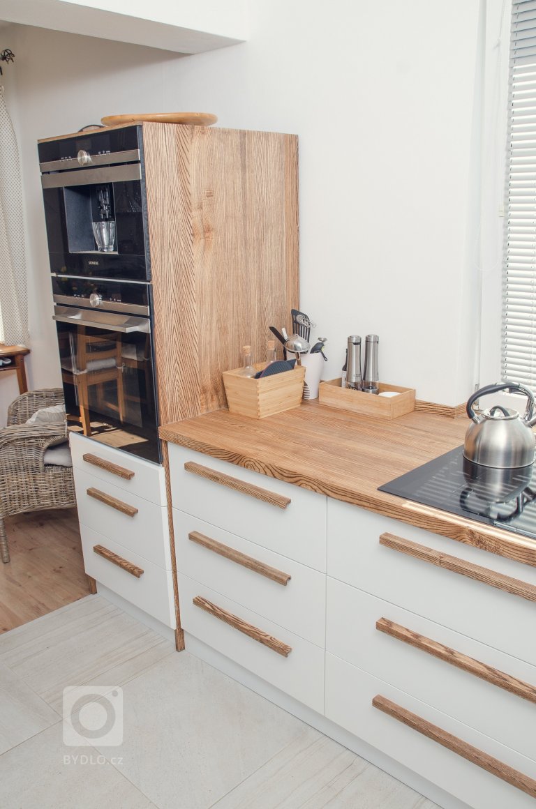 add picture to album