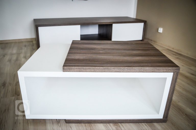 add picture to album