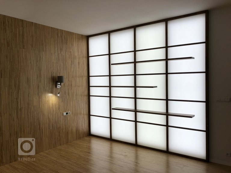 add picture to album