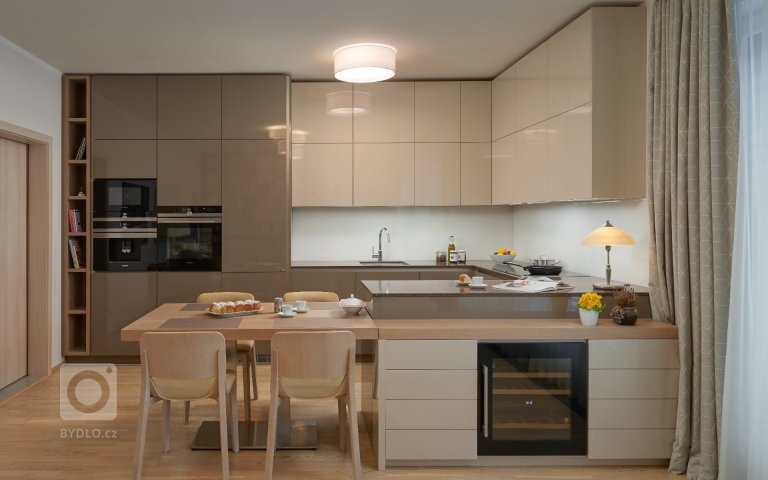 add picture to album