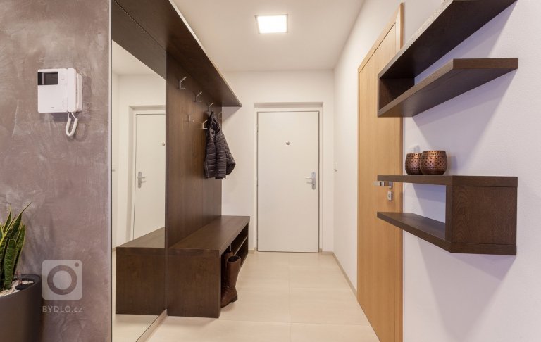 add picture to album