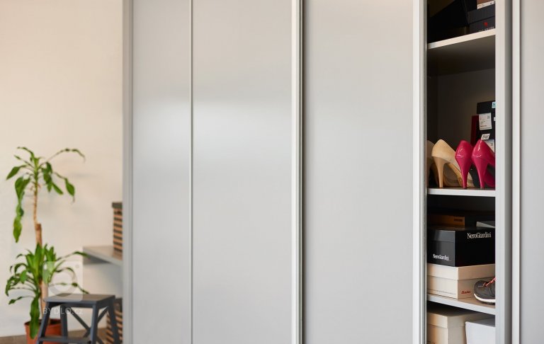 add picture to album