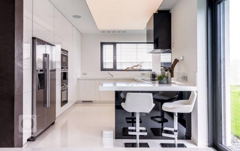 add picture to album