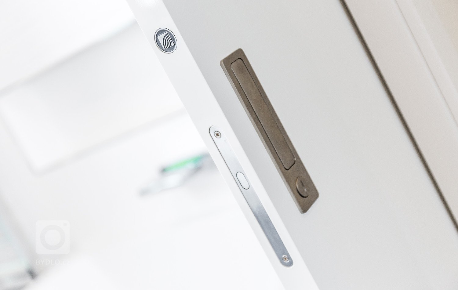 Prohlédněte si moderní dům, který jsme zařizovali na klíč. Kromě nábytku a dveří zaujme pozornost i netradiční&nbsp;zahradní kuchyně.&nbsp;&nbsp;

Celý…