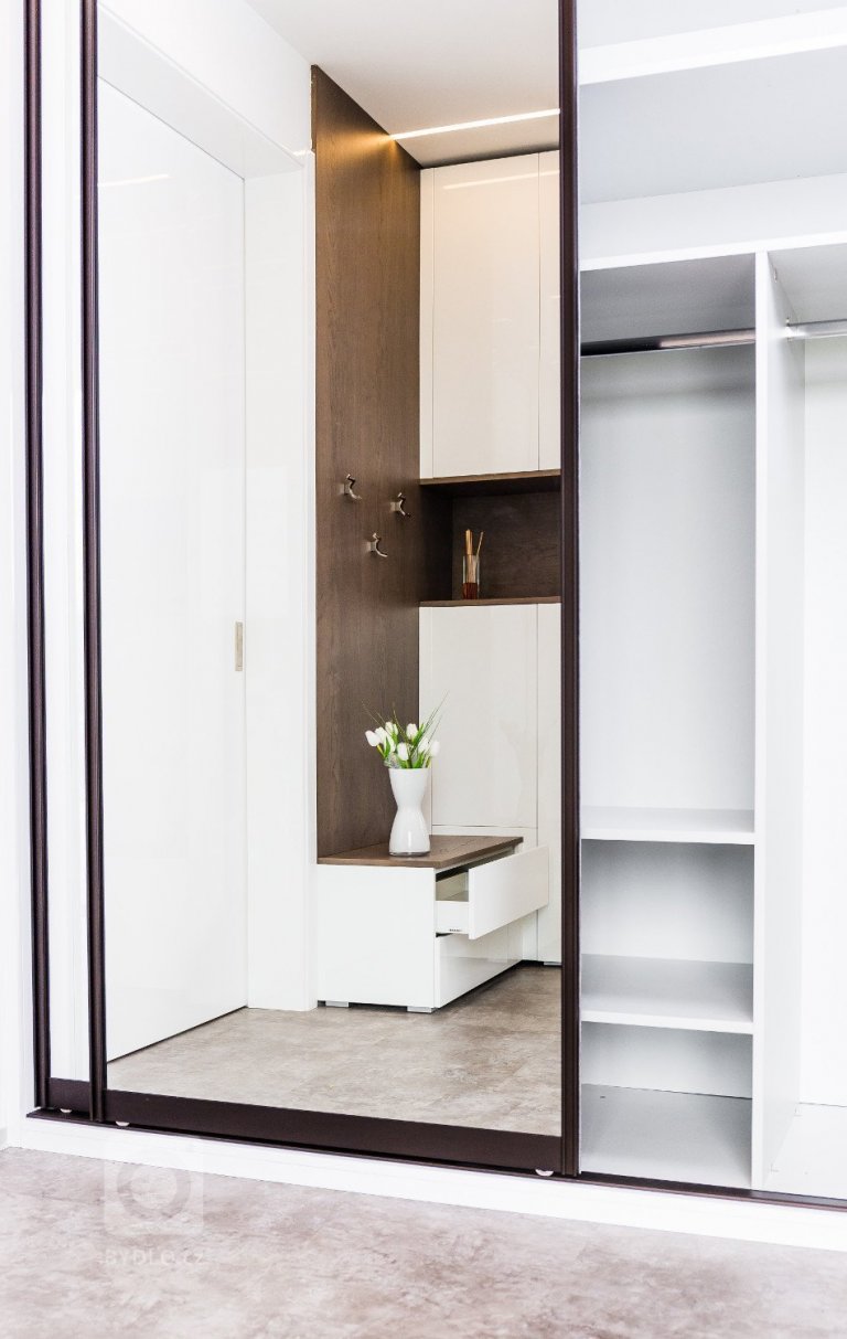 add picture to album