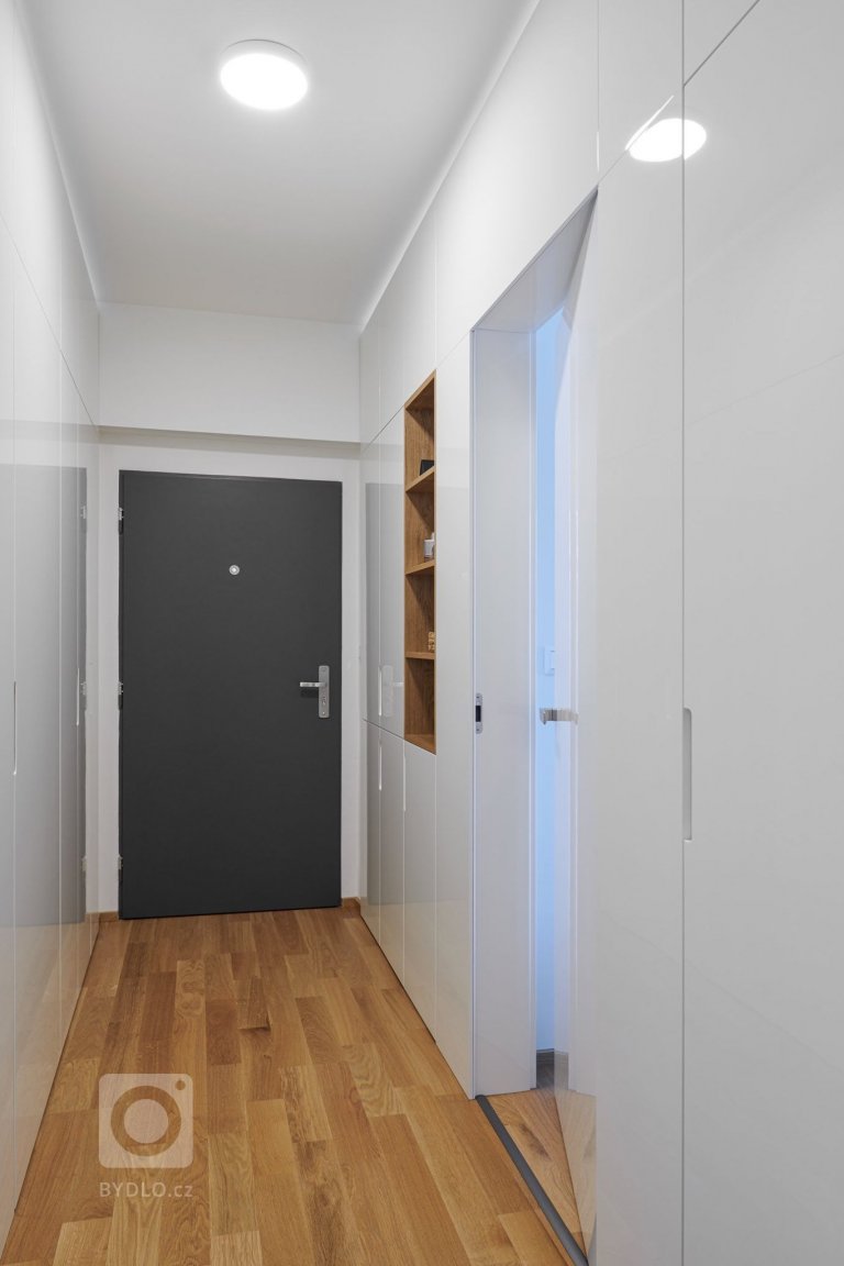 add picture to album