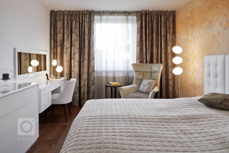 add picture to album