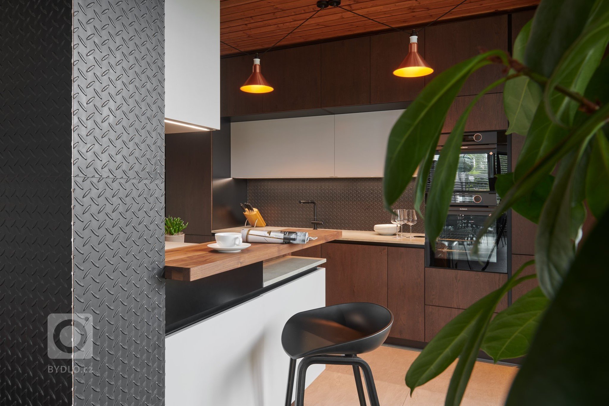 Originální design, který se prolíná celým interiérem. Kuchyně ELITE/LINE představuje jedinečný prvek v interiéru, díky dokonale zvolené kombinaci barev a…