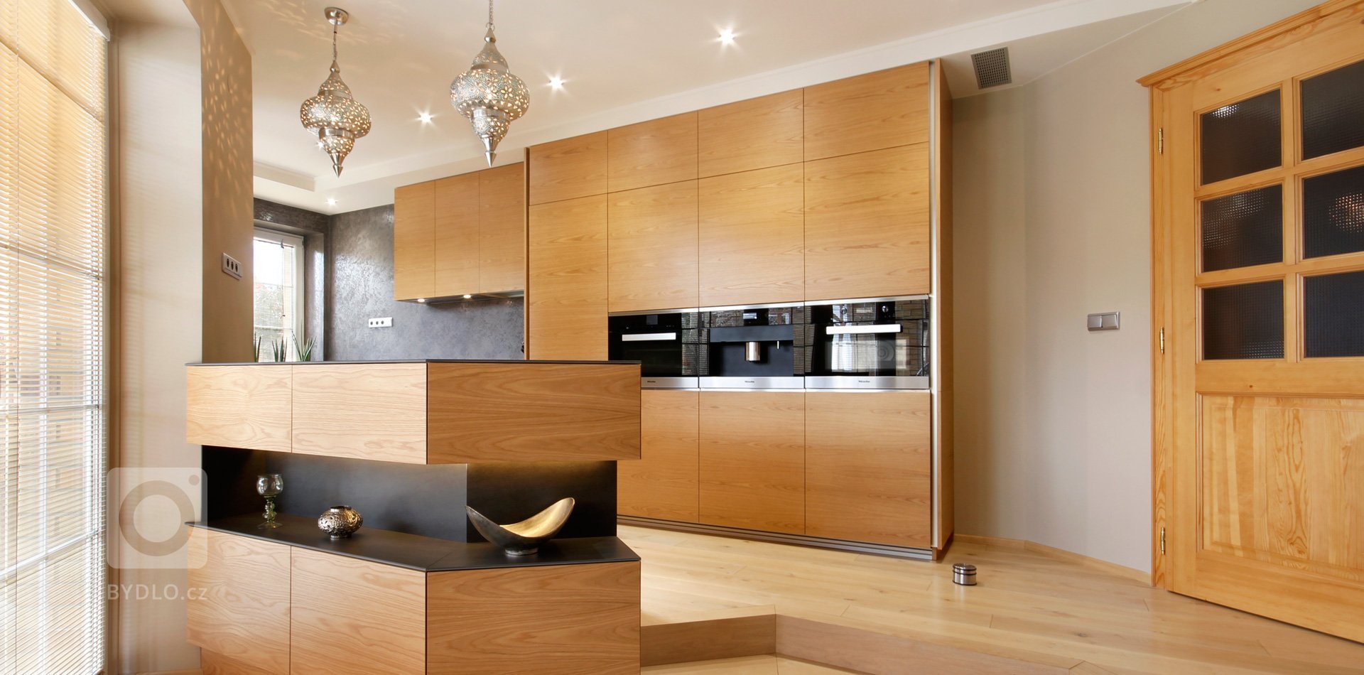 Kromě standardnějších zakázek se najdou i takové, které se stávají díky atypičnosti dispozice nebo díky nejasným představám zákazníka pro architekta velkou…