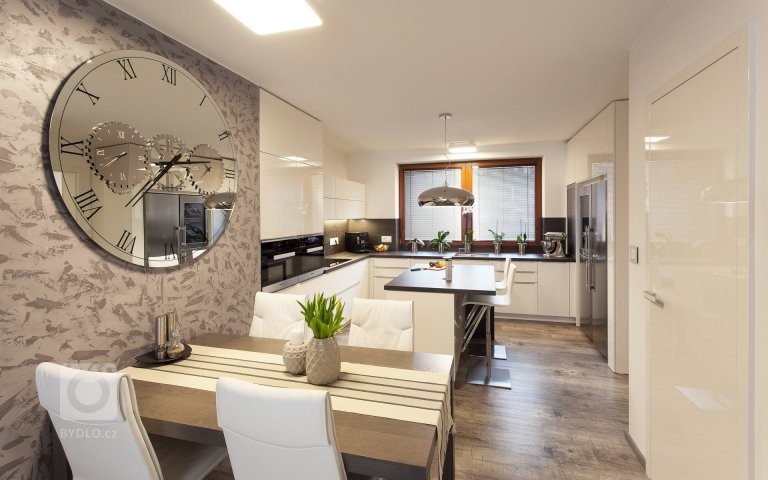 add picture to album