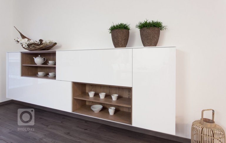 add picture to album