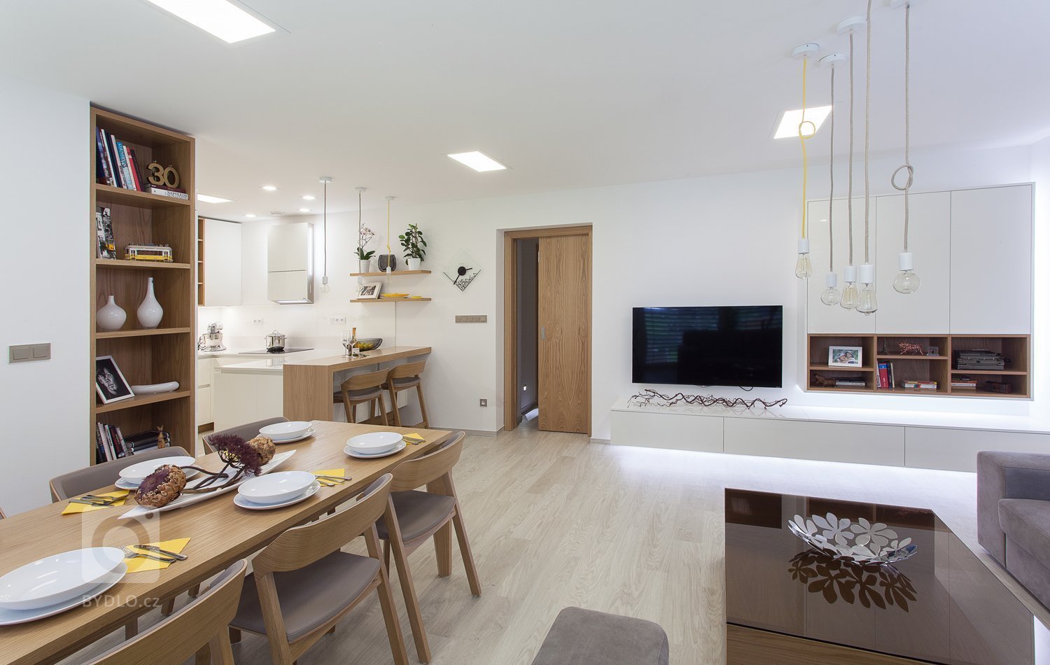 Mladé rodiny s malými dětmi rády volí kompletní vybavení nábytkem na klíč. Je dobrým rozhodnutím a výbornou investicí, pokud má rodina už od počátku co nejvíce…