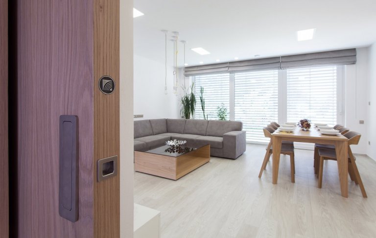 Mladé rodiny s malými dětmi rády volí kompletní vybavení nábytkem na klíč. Je dobrým rozhodnutím a výbornou investicí, pokud má rodina už od počátku co nejvíce…