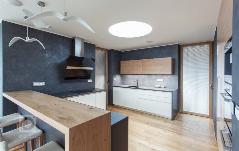 add picture to album