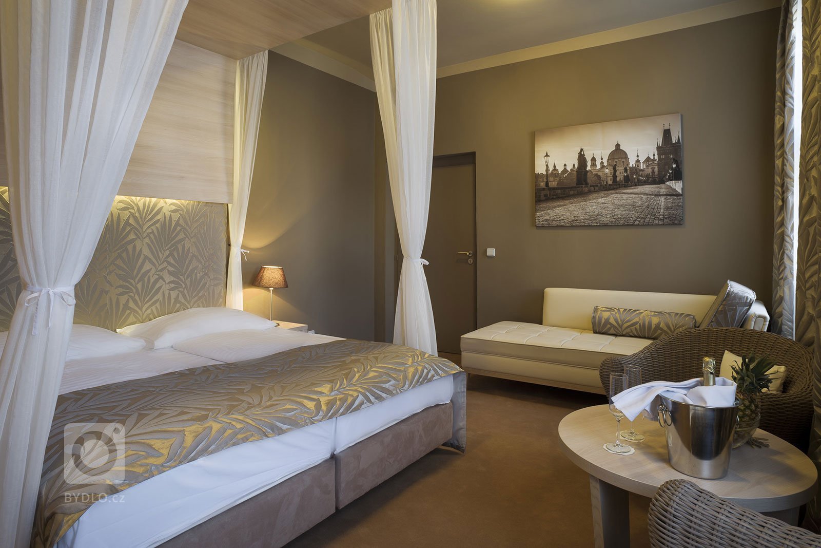 HOTEL KAMPA GARDEN POKOJE