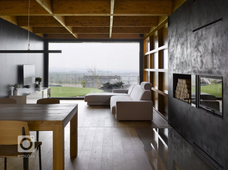 add picture to album