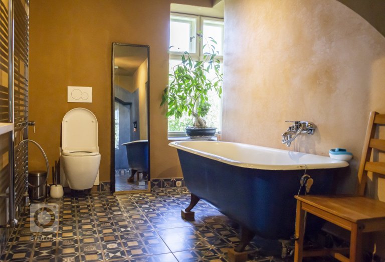 add picture to album