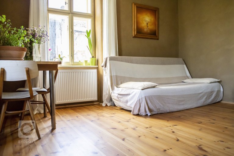 add picture to album