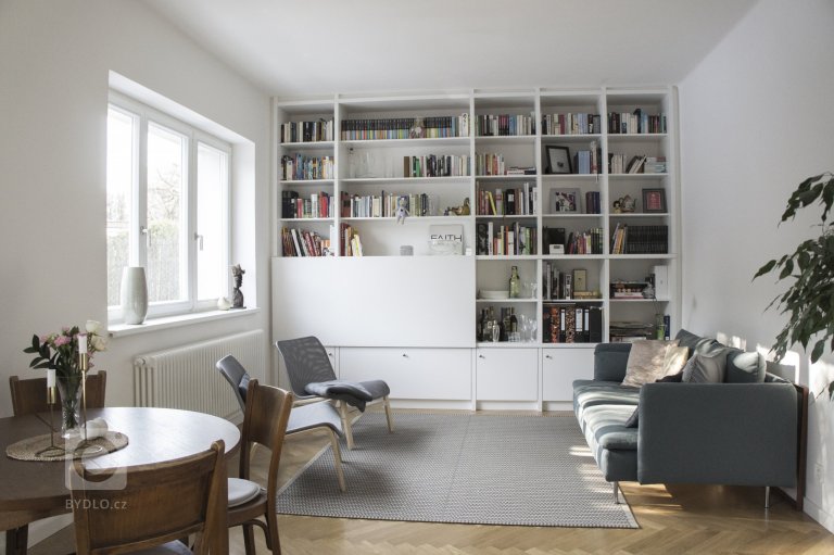 add picture to album