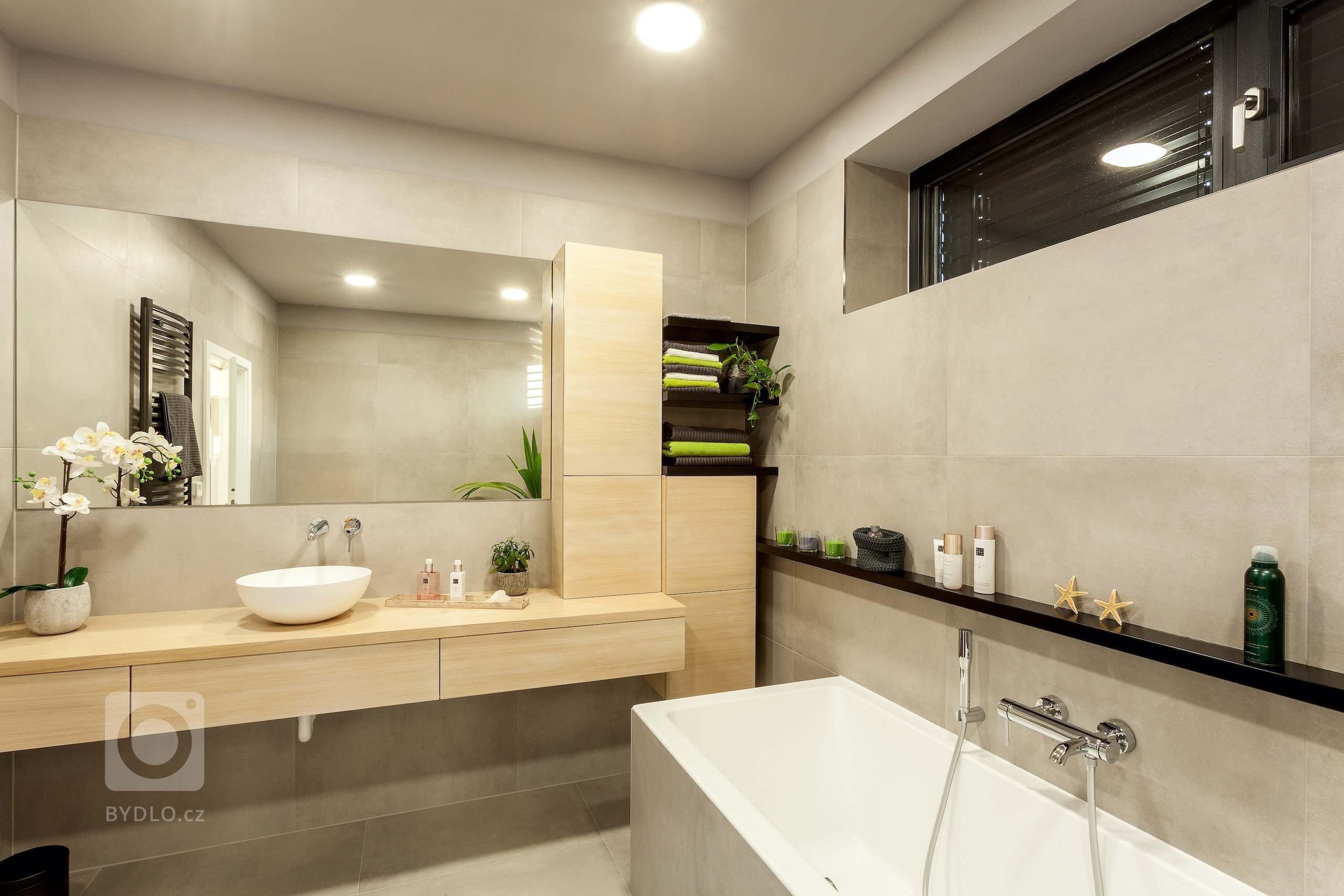 Přinášíme nahlédnutí do dalšího interiéru realizovaného naší společností. Pro věrného zákazníka jsme navrhli a realizovali již druhý interiér
