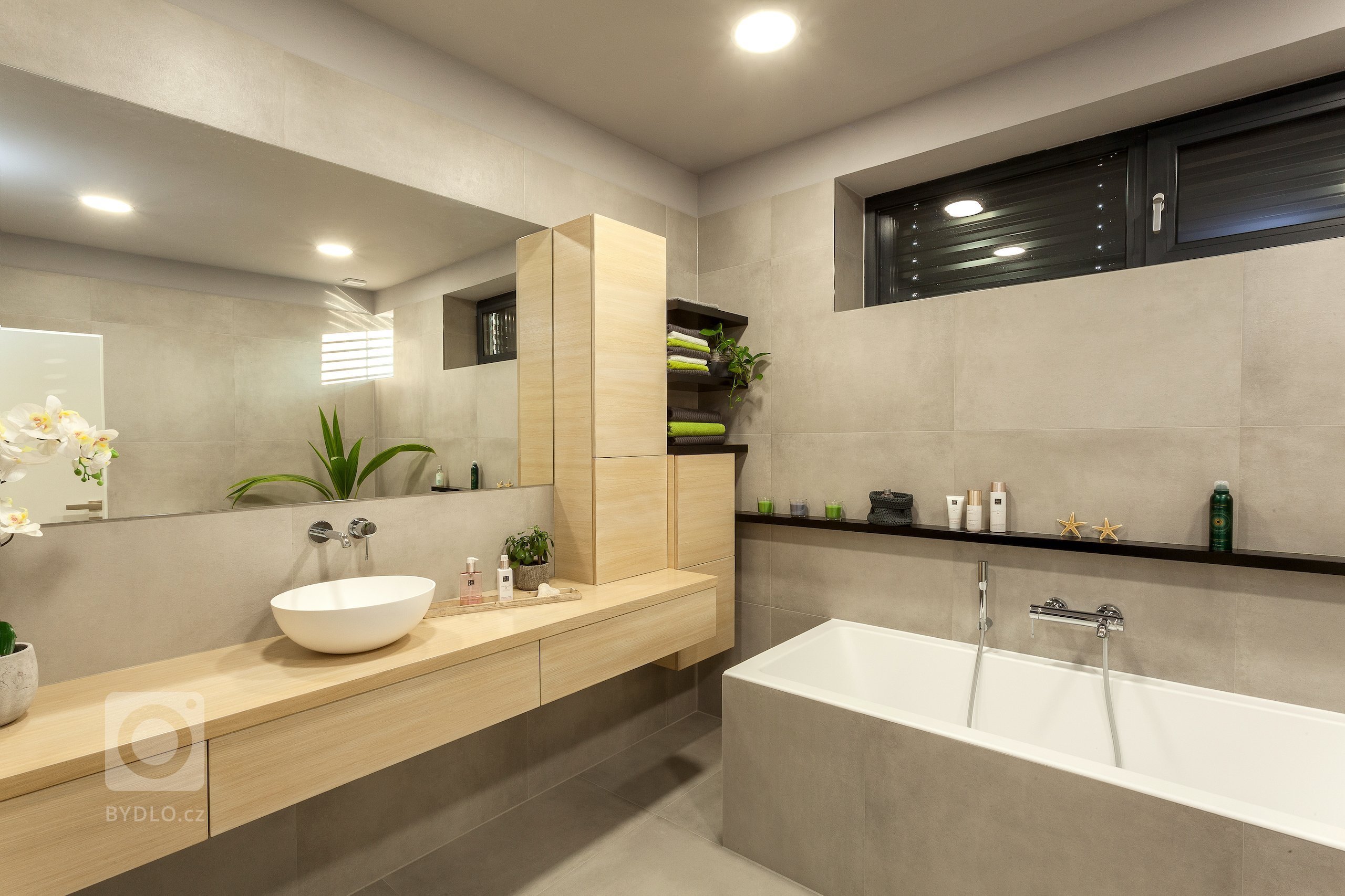 Přinášíme nahlédnutí do dalšího interiéru realizovaného naší společností. Pro věrného zákazníka jsme navrhli a realizovali již druhý interiér
