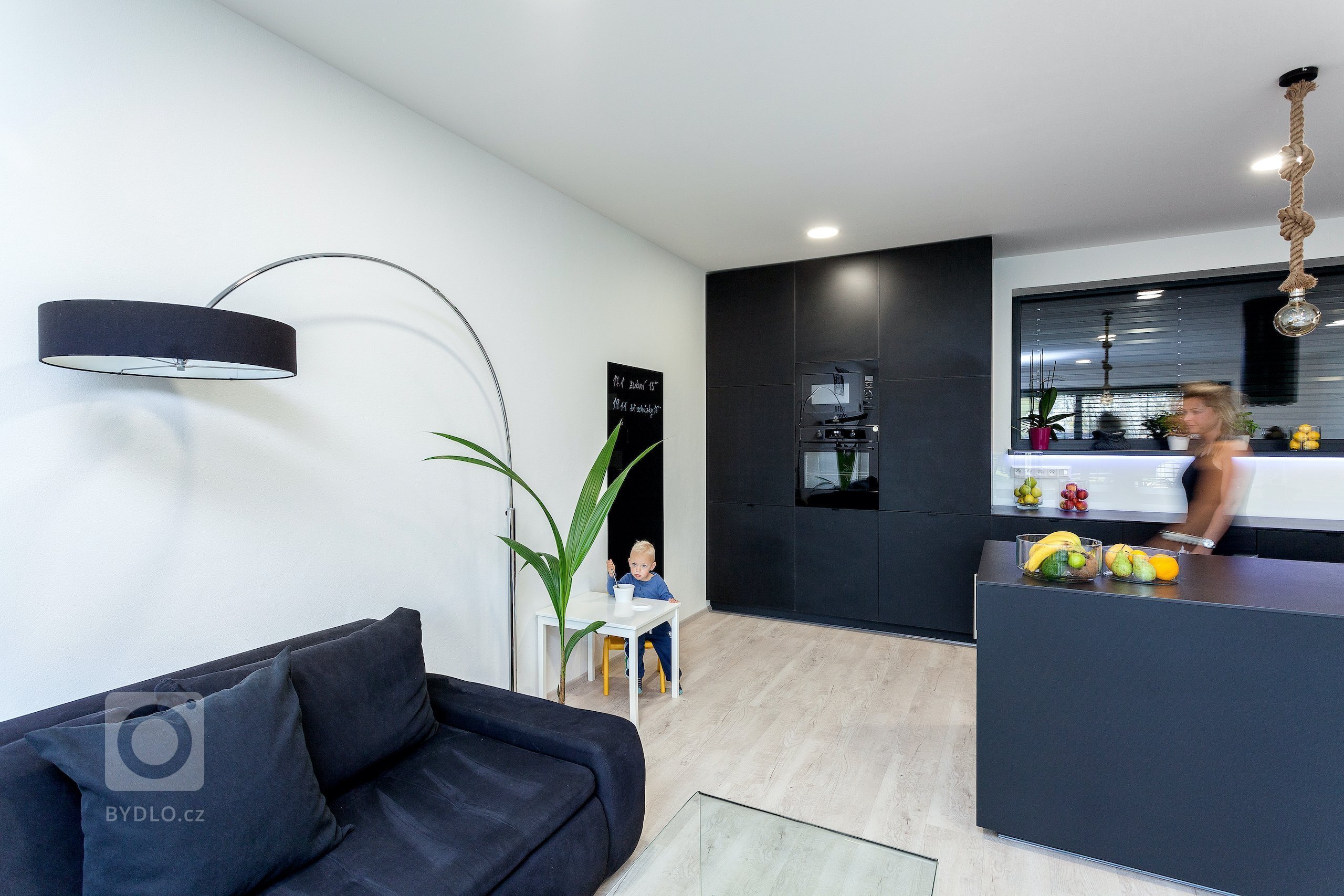 Přinášíme nahlédnutí do dalšího interiéru realizovaného naší společností. Pro věrného zákazníka jsme navrhli a realizovali již druhý interiér
