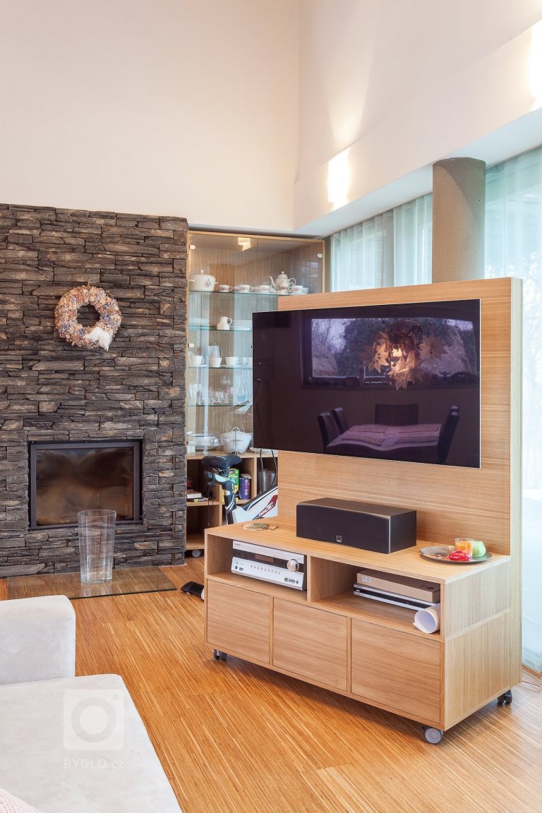 add picture to album