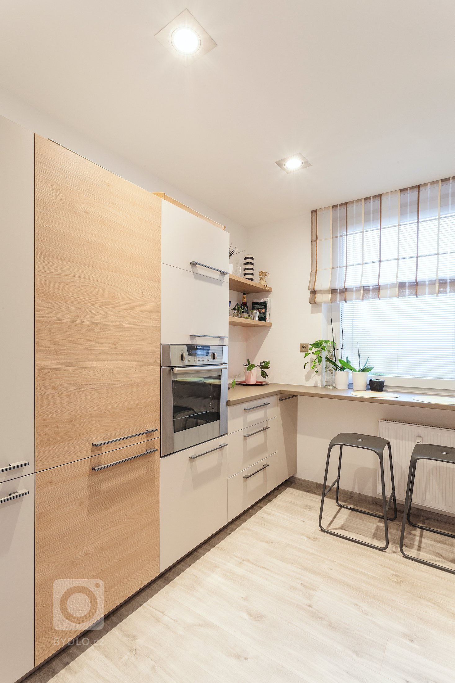 Pro klienta jsme navrhli a realizovali kompletní dodávku interiéru do panelákového bytu.
