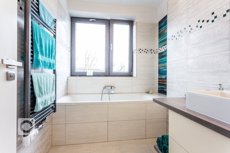 add picture to album