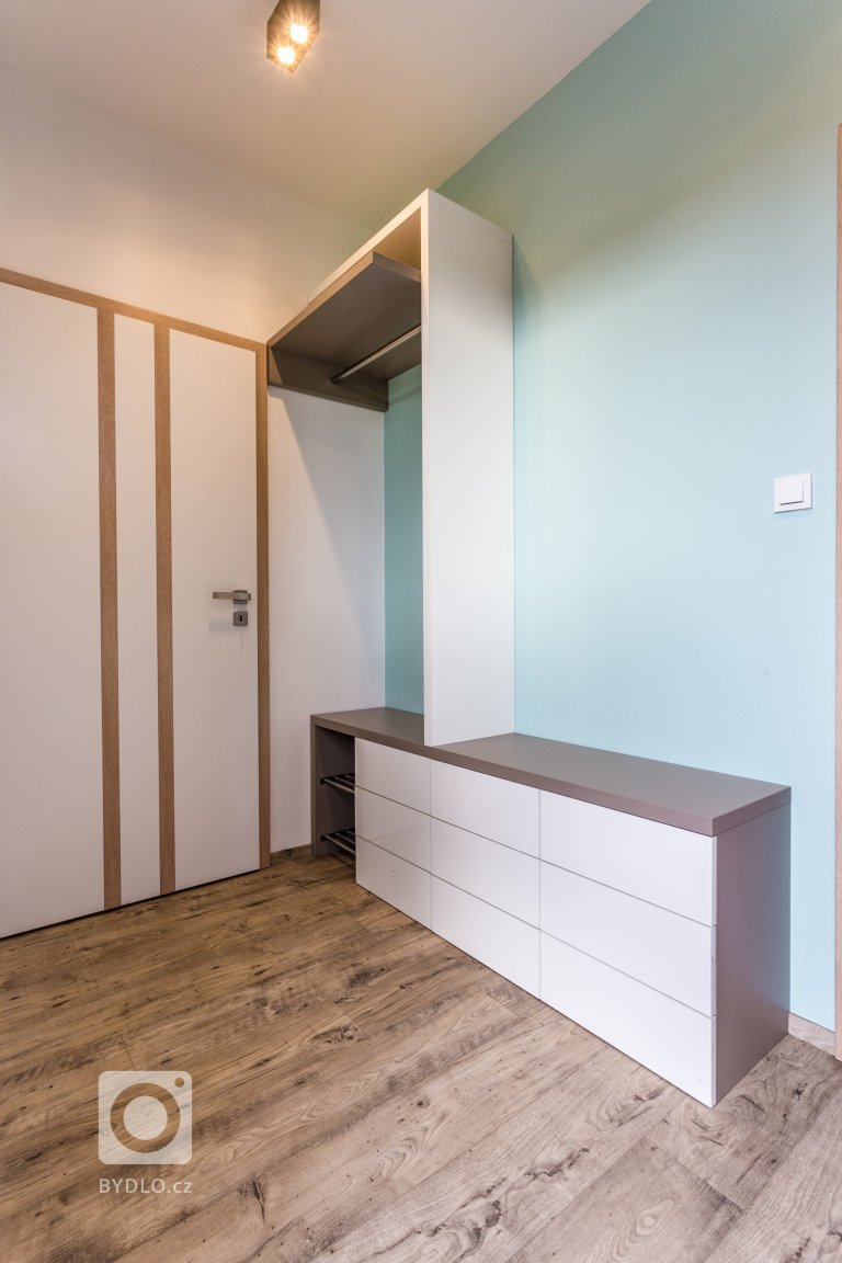 add picture to album