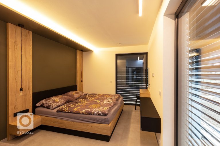 add picture to album