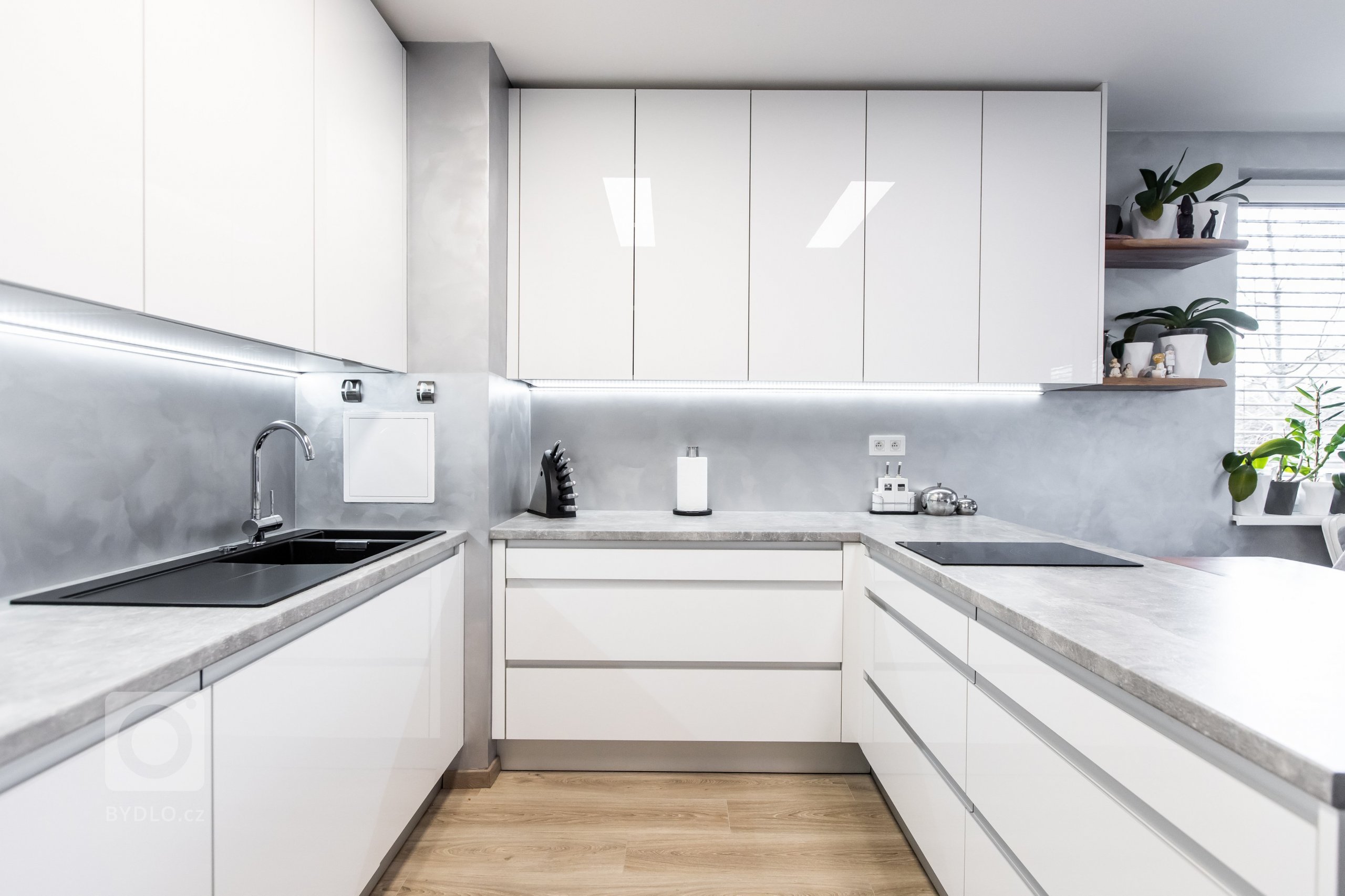 Pre niekoho sterilné nemocničné prostredie &ndash; pre nás a majiteľa tejto krásnej kuchyne je to stelesnenie čistoty a minimalizmu. Na rozbitie tohto dizajnu…