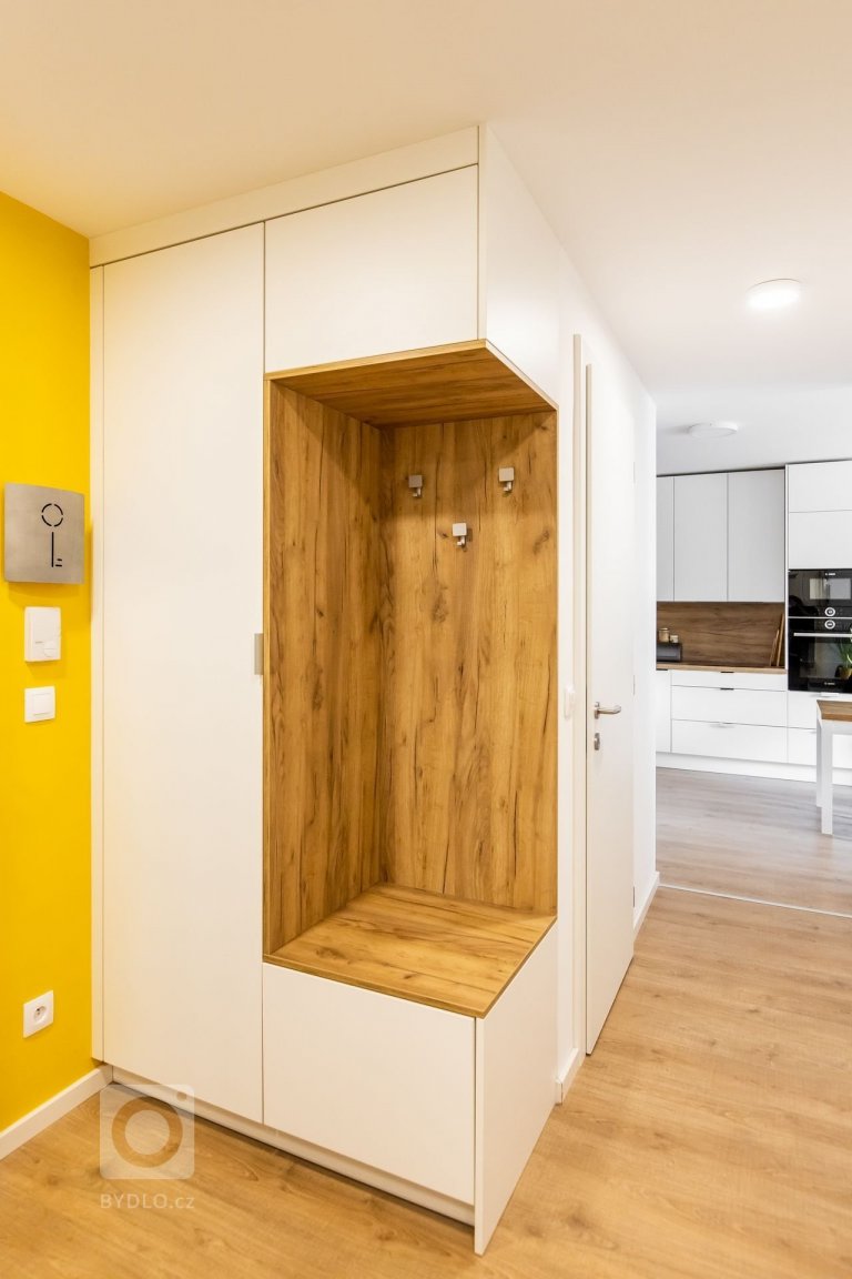 add picture to album