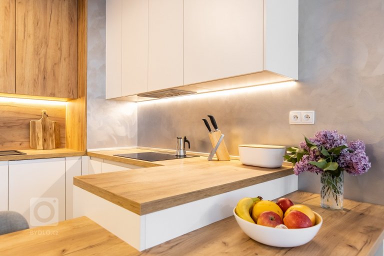 add picture to album