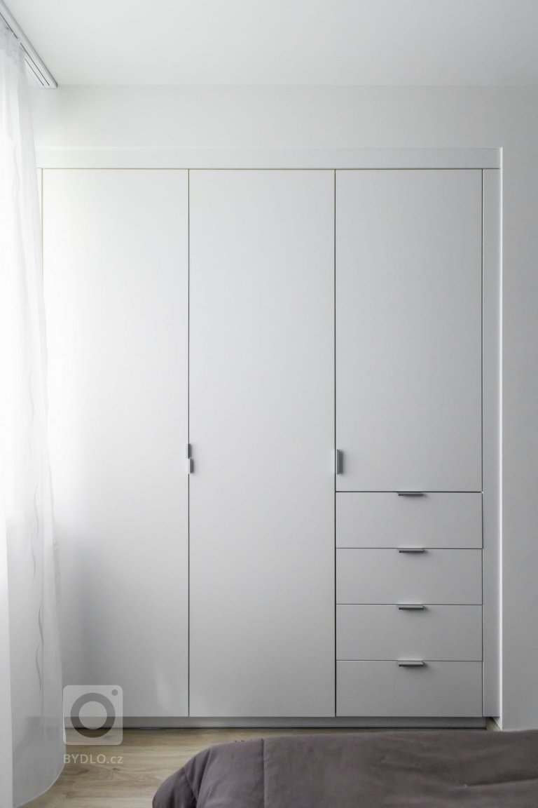 add picture to album