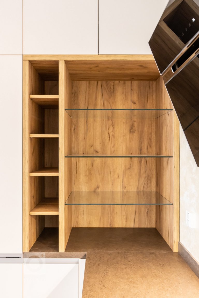 add picture to album