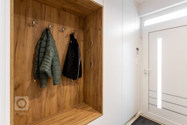 add picture to album