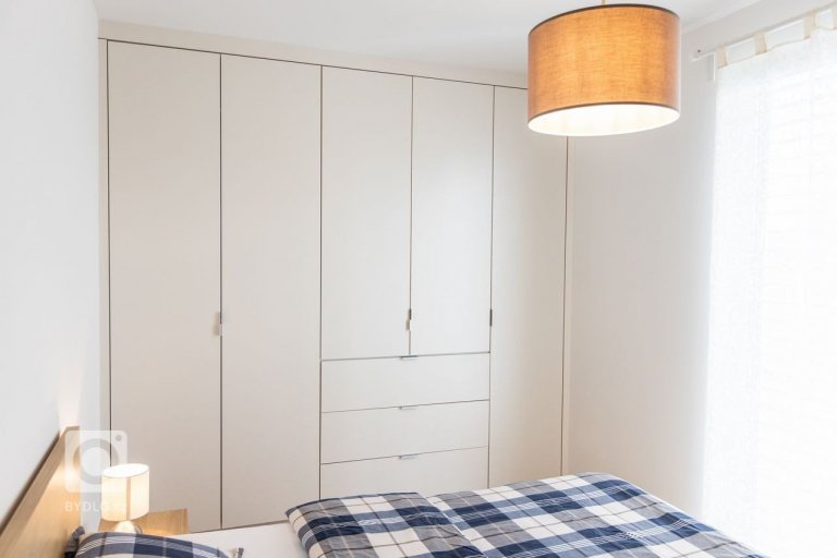 add picture to album