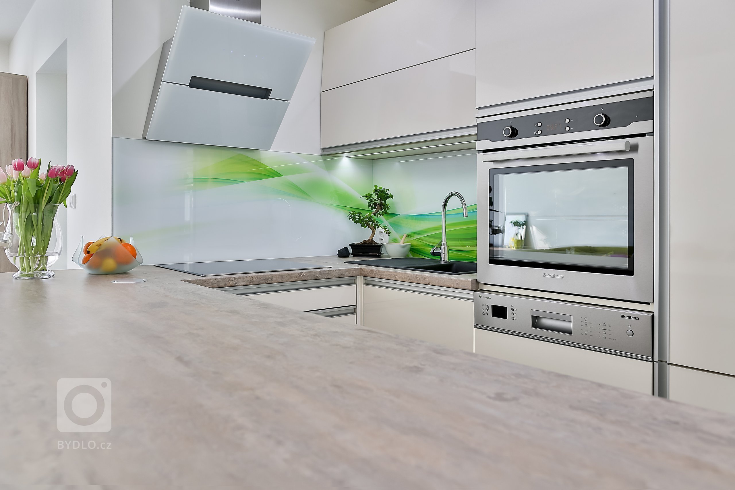 Moderní kuchyně v novostavbě