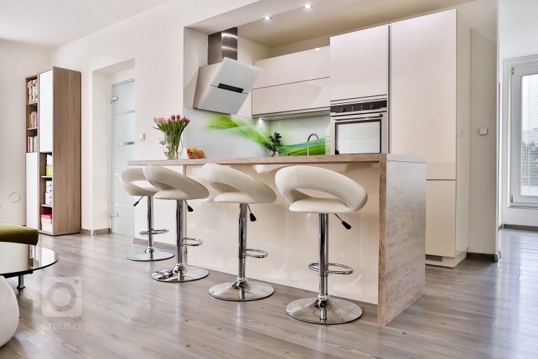 Moderní kuchyně v novostavbě